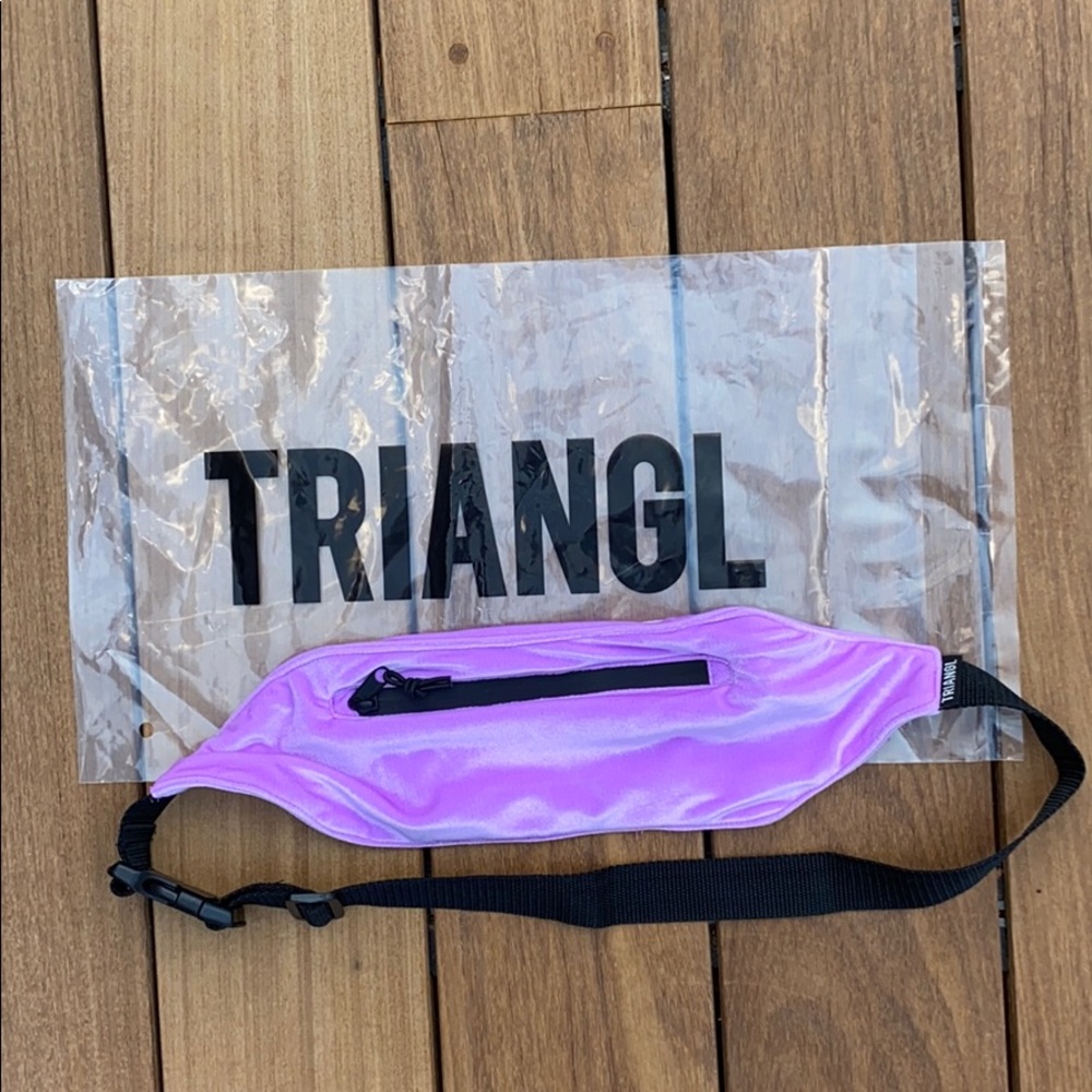Tringl cross body fanny pack